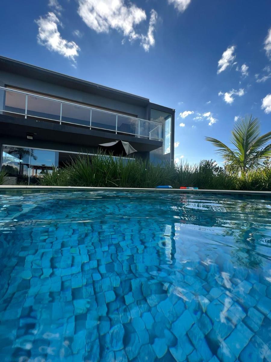Minha Casa na Represa Riviera Santa Cristina II - Housity