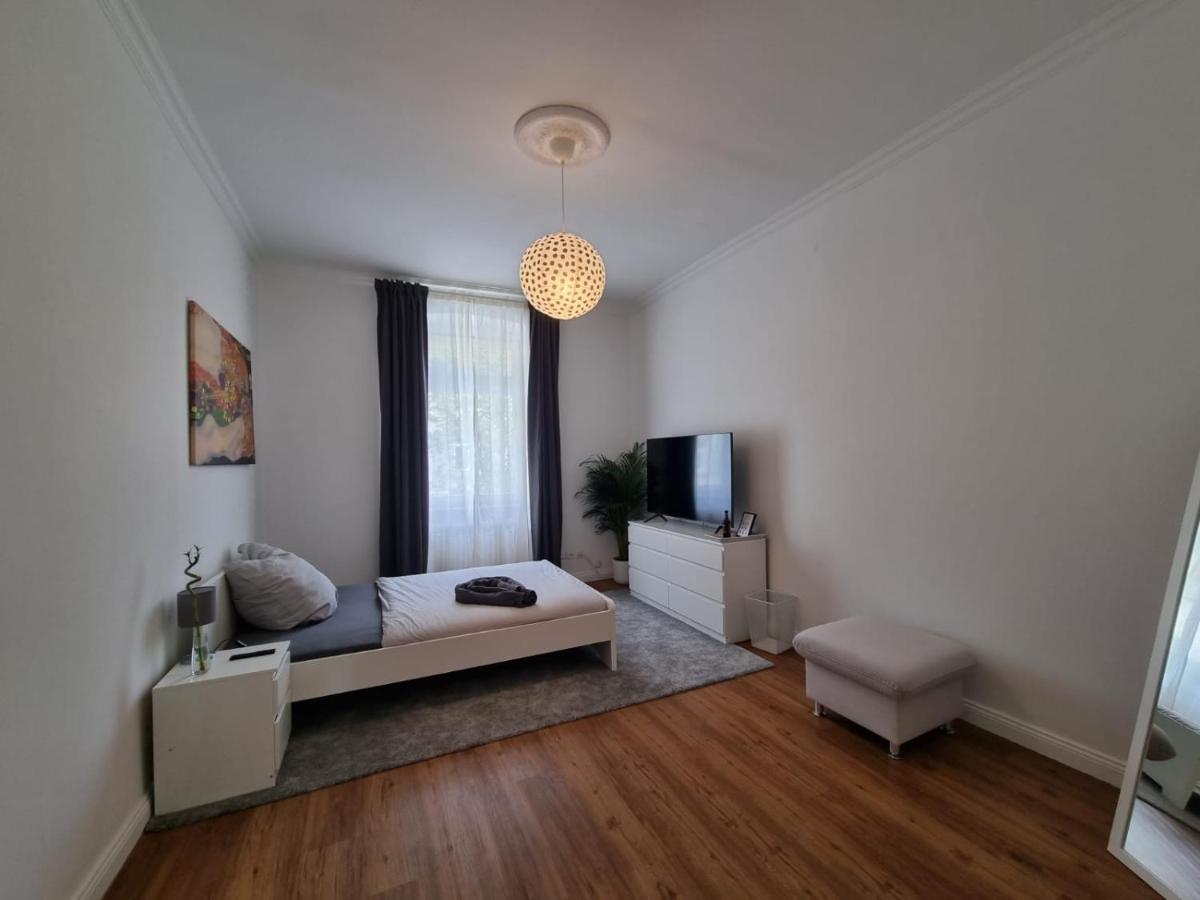 Süße Marie - Housity
