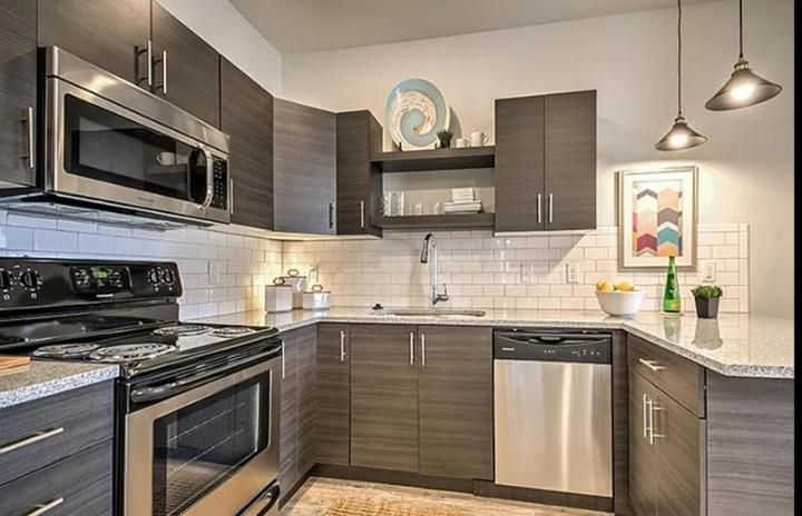 The Unique's Apartment IV - Housity