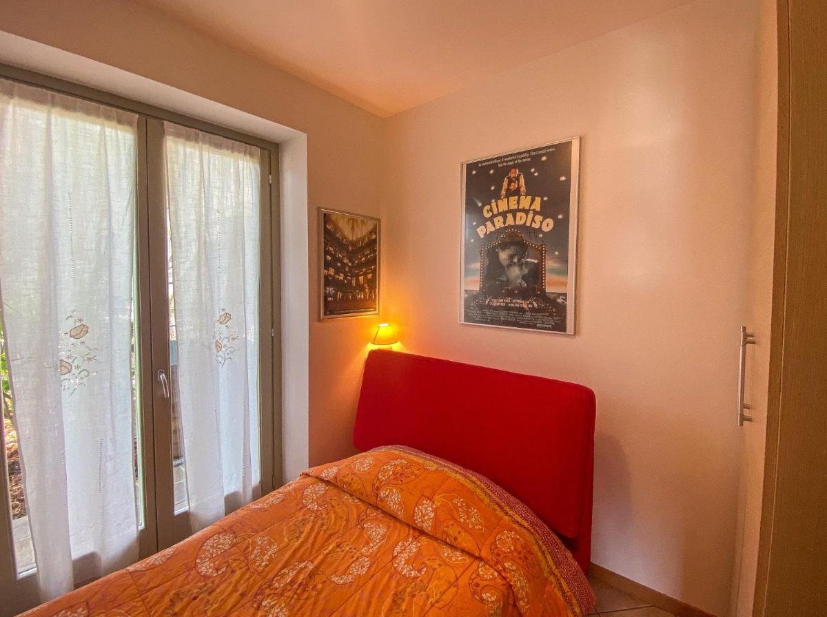 Vista Paradiso I - Garten Ferienwohnung - Housity