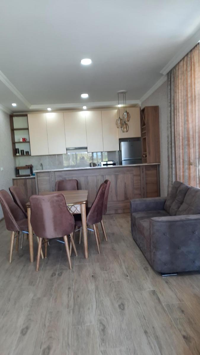 Family Hotel Tsinandali - Housity