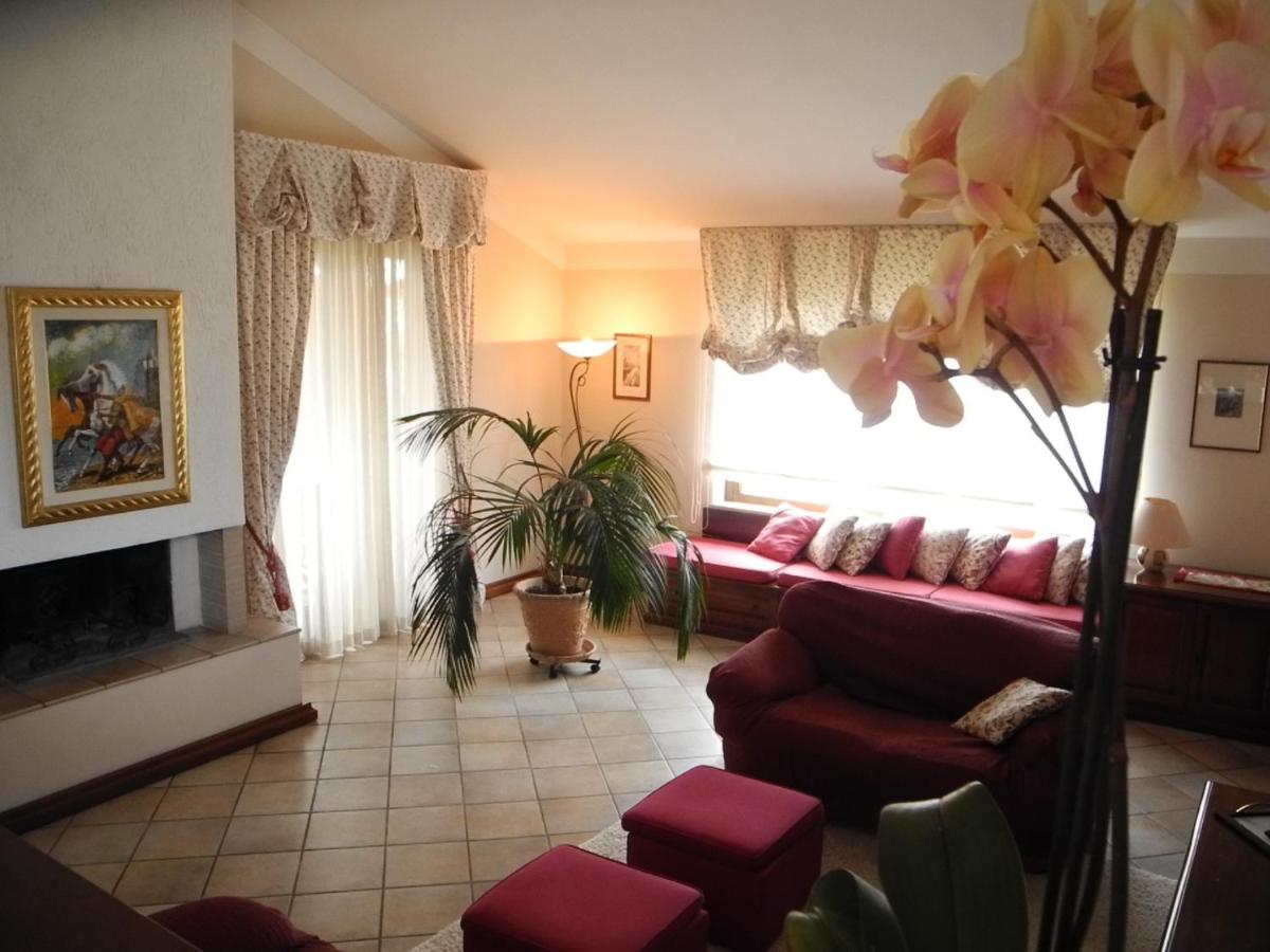 Villa Campo dei Fiori - Housity
