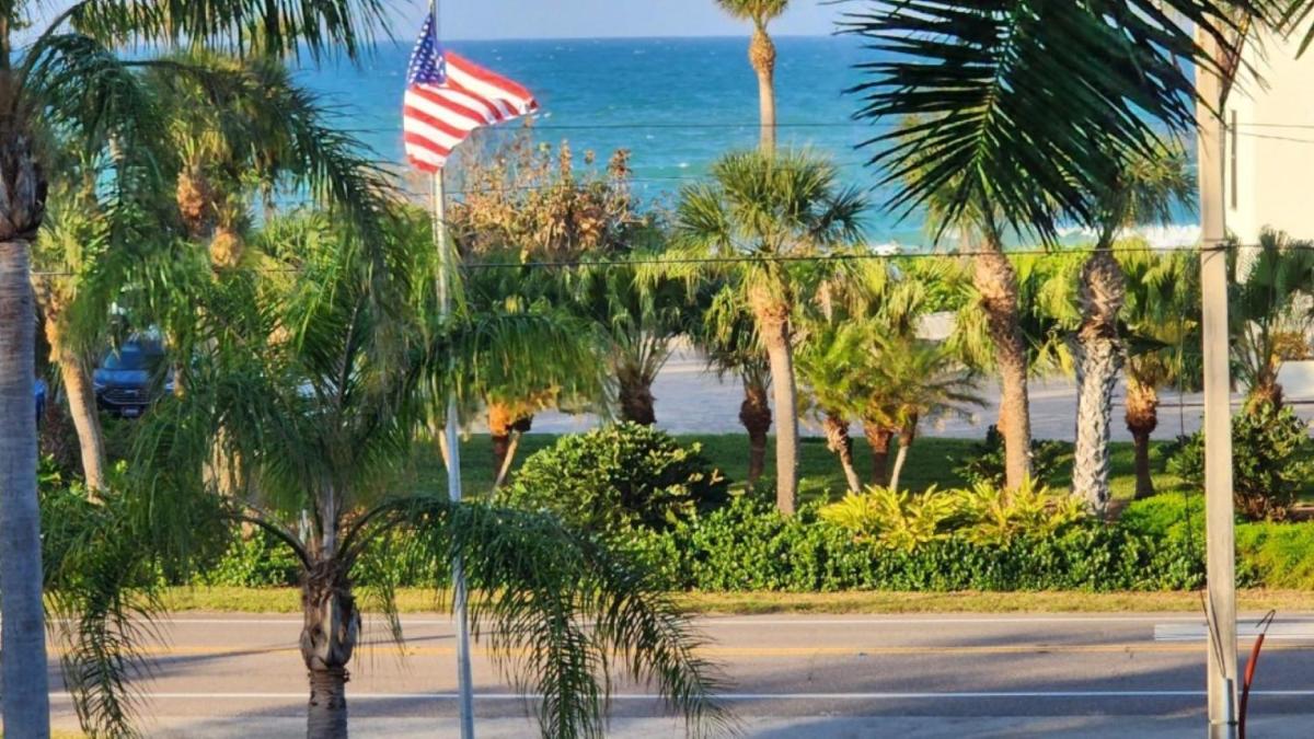 Longboat Bay Club by CoolVacay - Housity