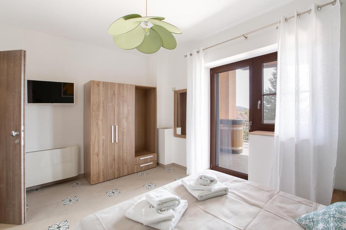 Locanda Ballarò Relais di Campagna - Housity