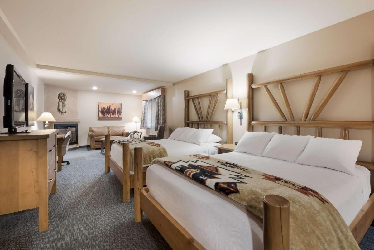 Best Western Plus Kentwood Lodge - Housity