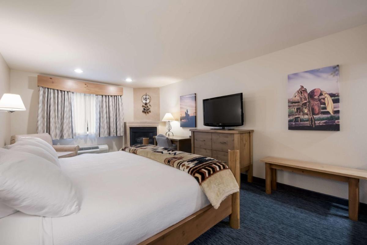 Best Western Plus Kentwood Lodge - Housity