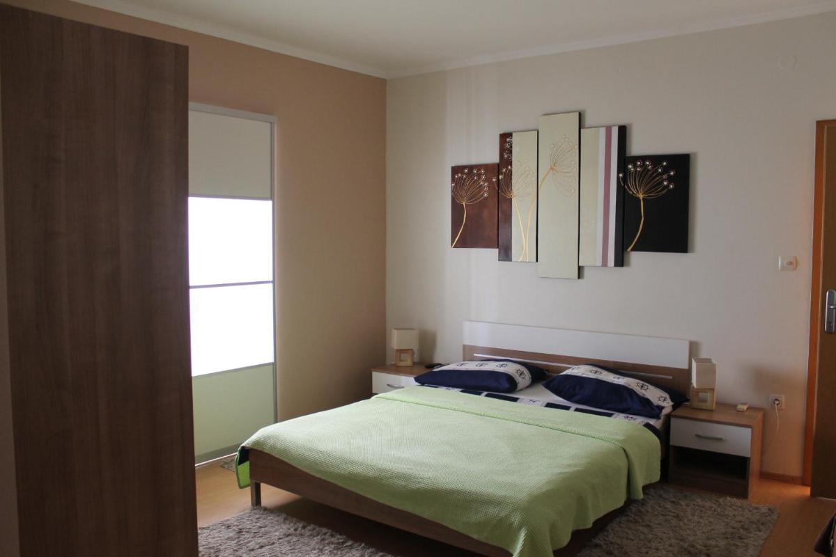 Apartments Roko Kolinda - Housity