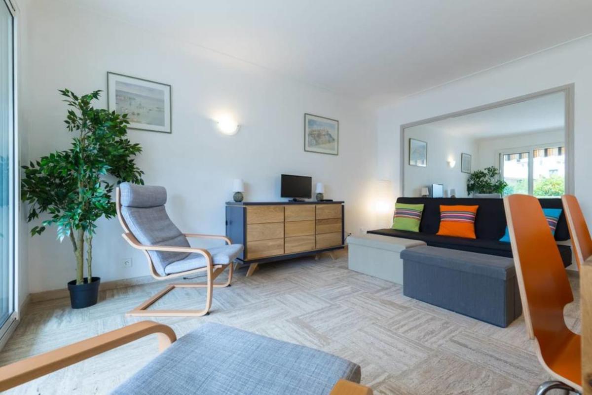 1 bedroom apartment close to beach - Housity