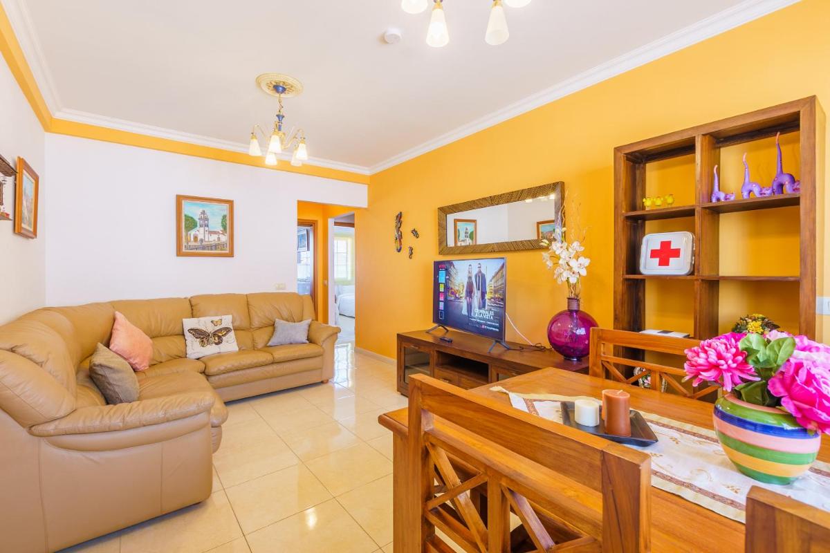 2BR Home with Parking - Mountain Views Terrace - Housity