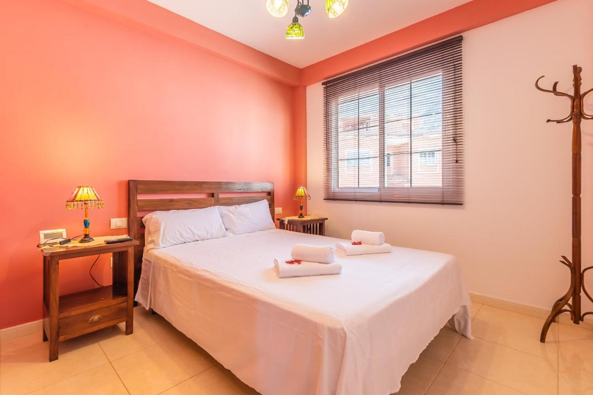 2BR Home with Parking - Mountain Views Terrace - Housity
