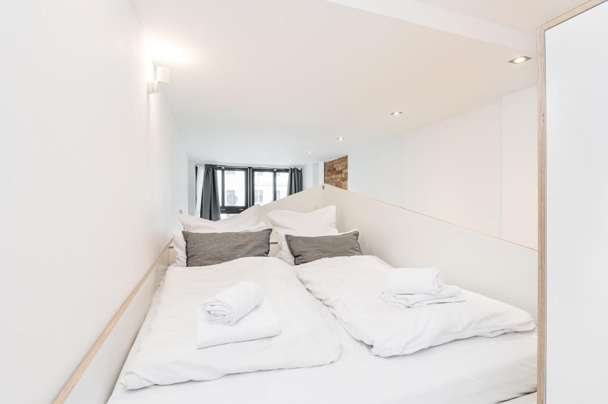 Suitetrails - Stylish New Cube Loft II by Berlin-Wall-Apartments