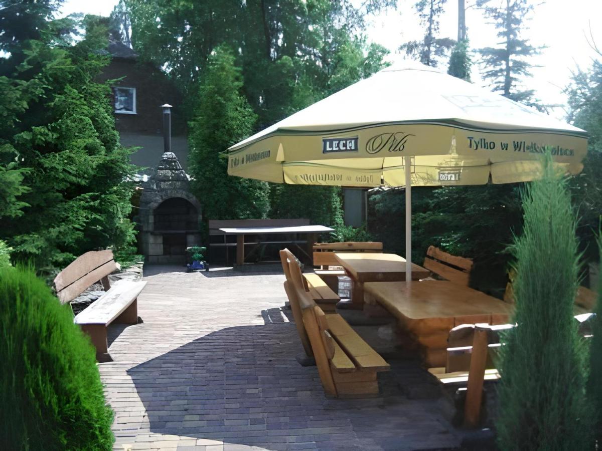 Hotel Zieliniec - Housity