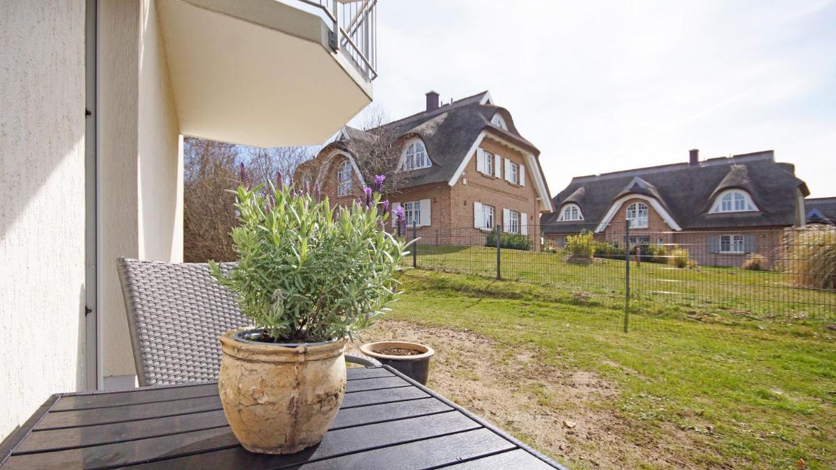 F-1010 Strandhaus Mönchgut Bed&Breakfast DZ 27 Terrasse, strandnah, inkl Frühstück - Housity