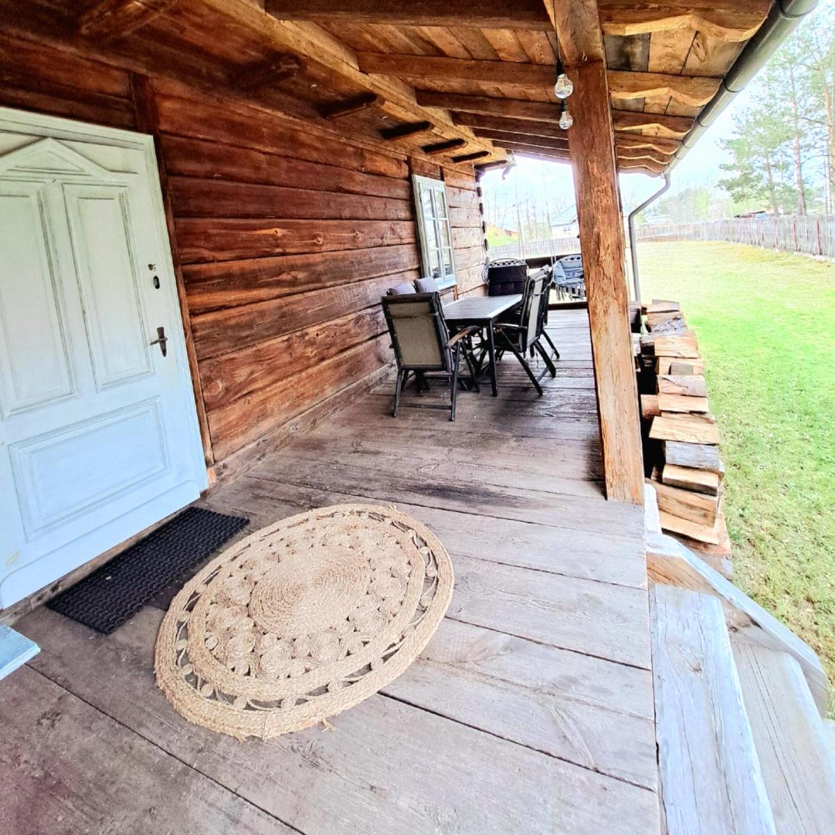 Sosnowy Domek - Housity