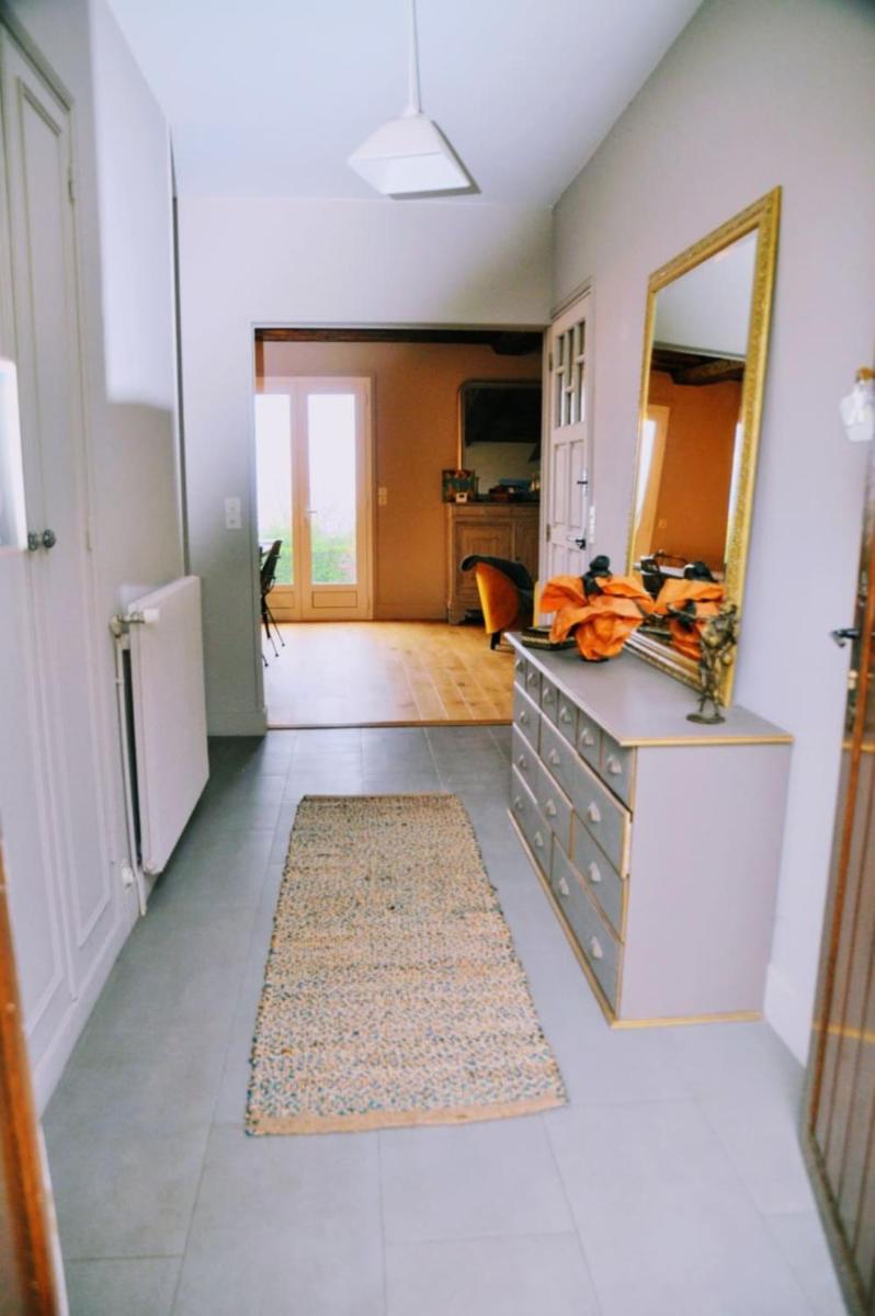 Quiet house with garden near downtown - Housity