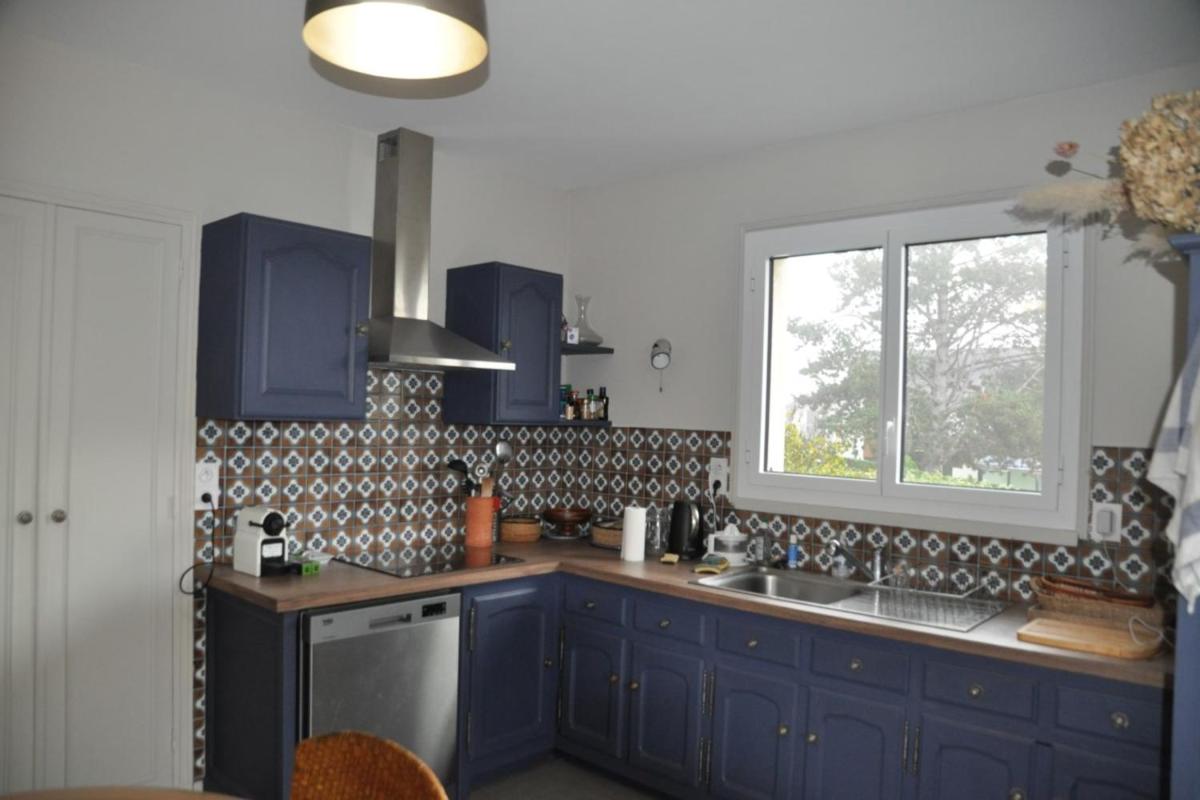 Quiet house with garden near downtown - Housity