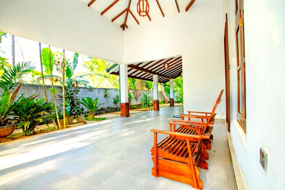 Green Holiday Bungalow - Housity
