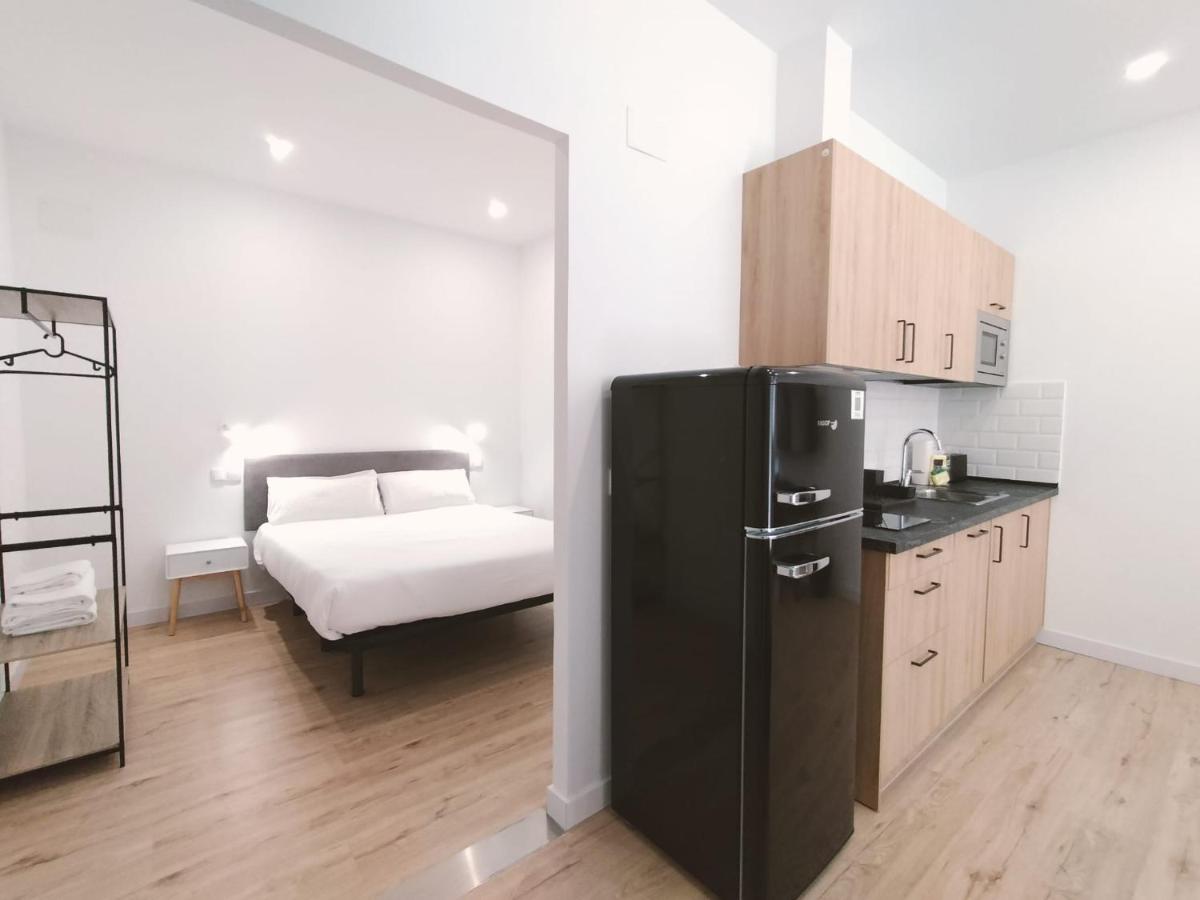 Apartamentos La Brava by gaiarooms - Housity