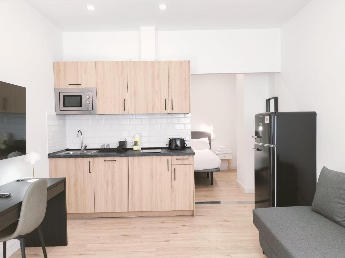 Apartamentos La Brava by gaiarooms - Housity