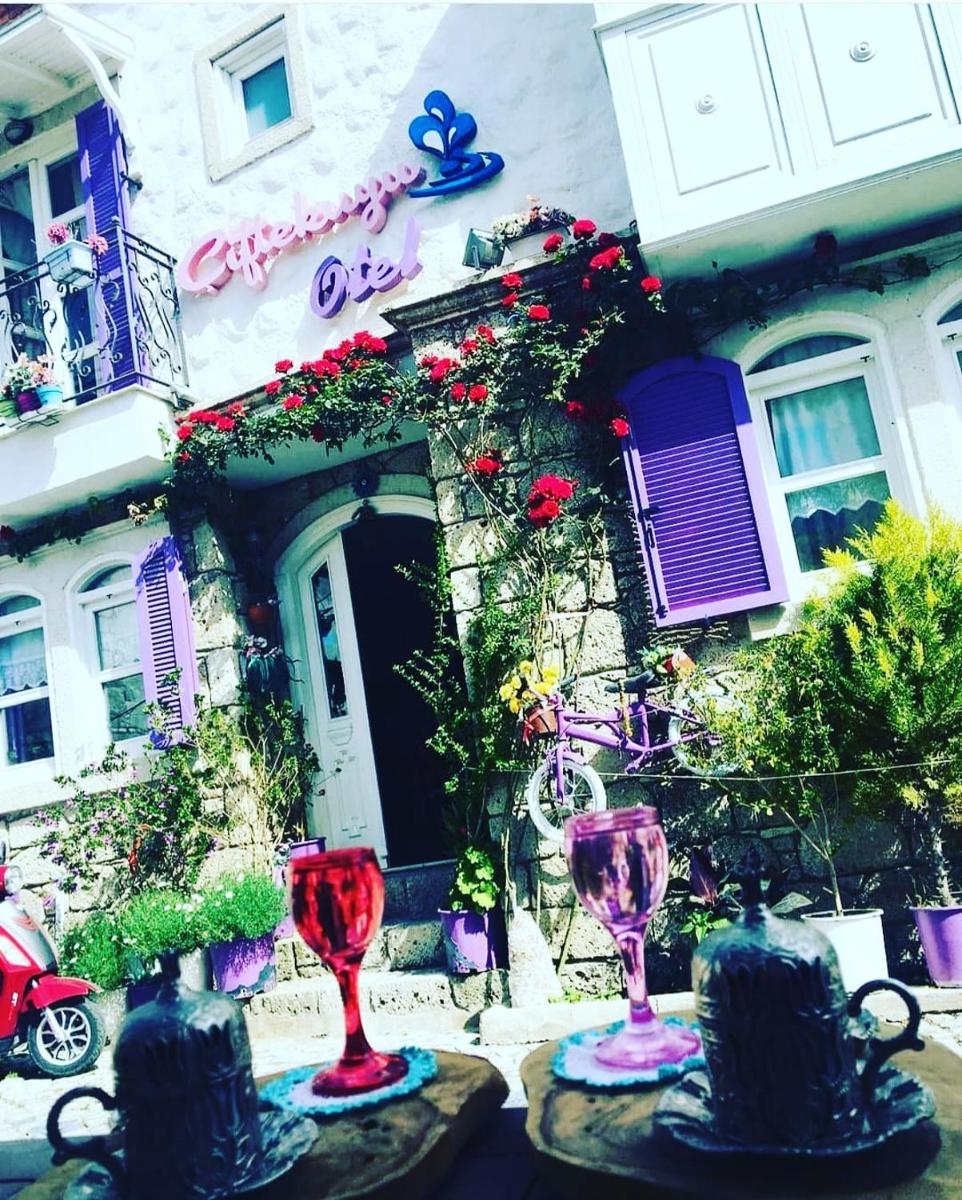 Ciftekuyu Hotel - Housity