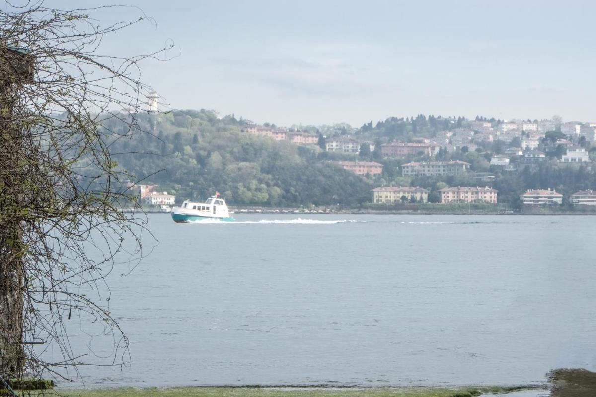 Elegant Flat Close to Istinye Coast in Yenikoy - Housity
