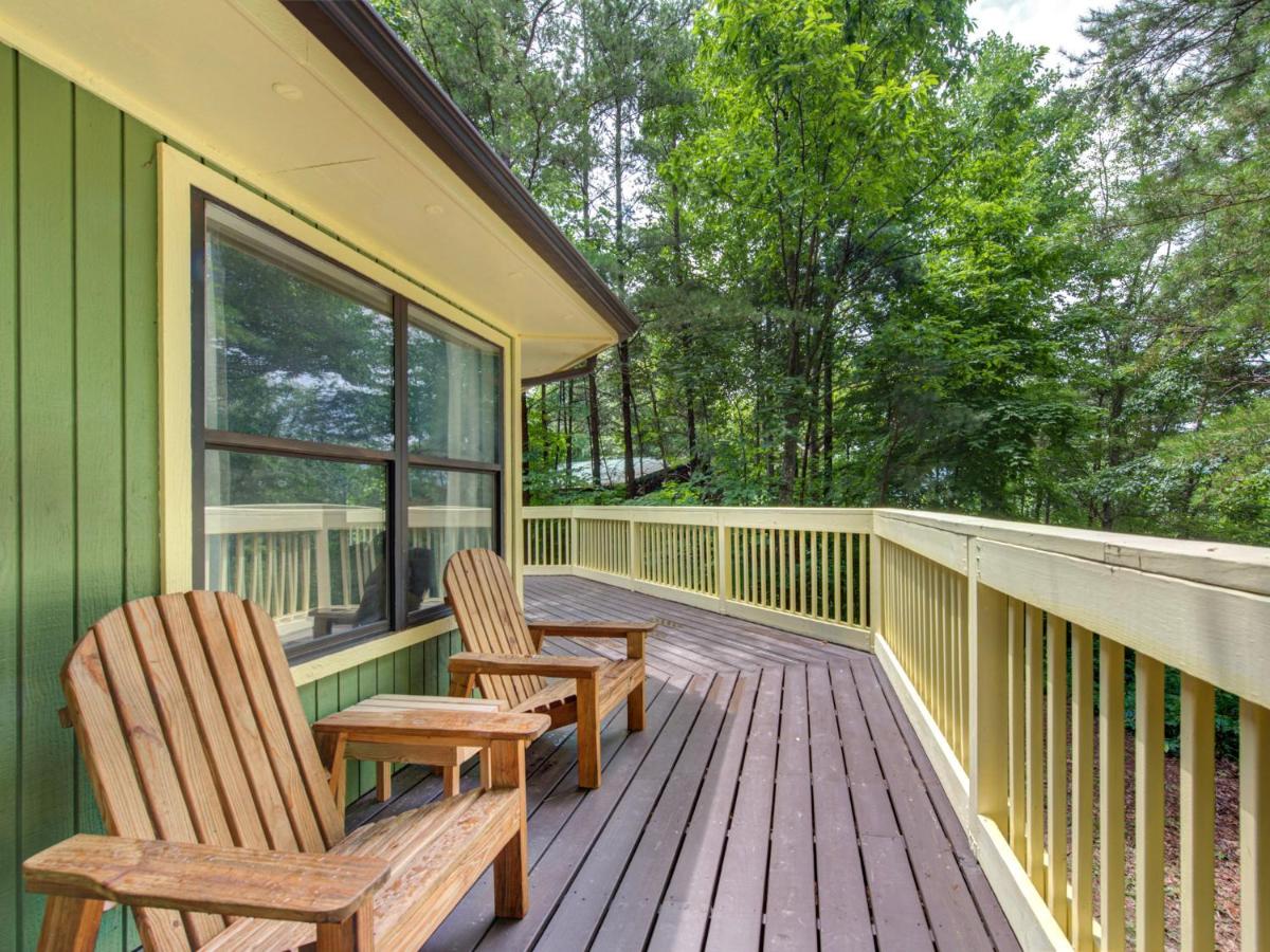 Mountain Memories - Housity