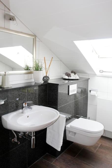 Ferienwohnung Kirschenlohr - Housity