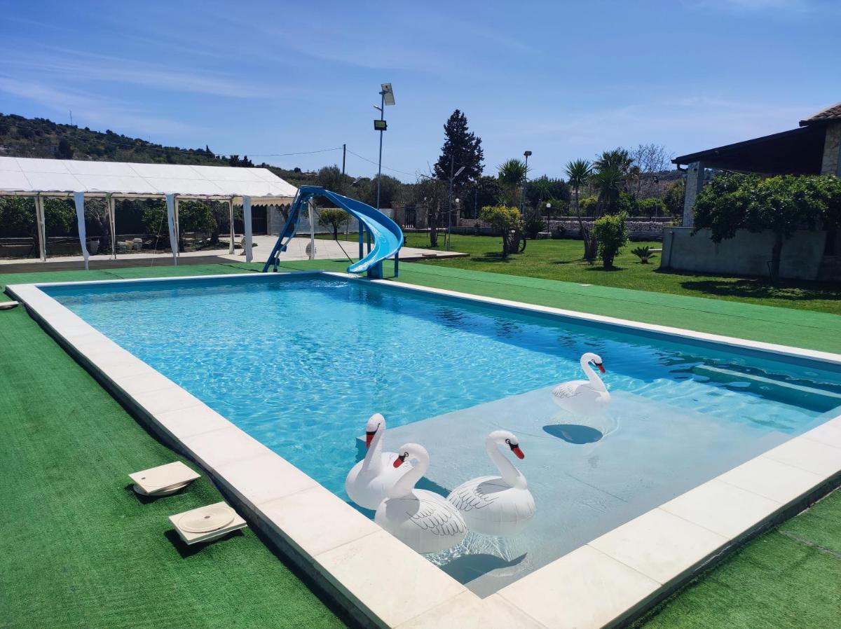 VILLA BORGIA vicino NOTO - Housity