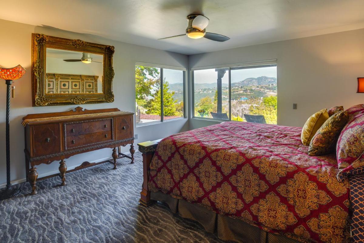 Fallbrook Home with Mountain Views Close to Hiking! - Housity