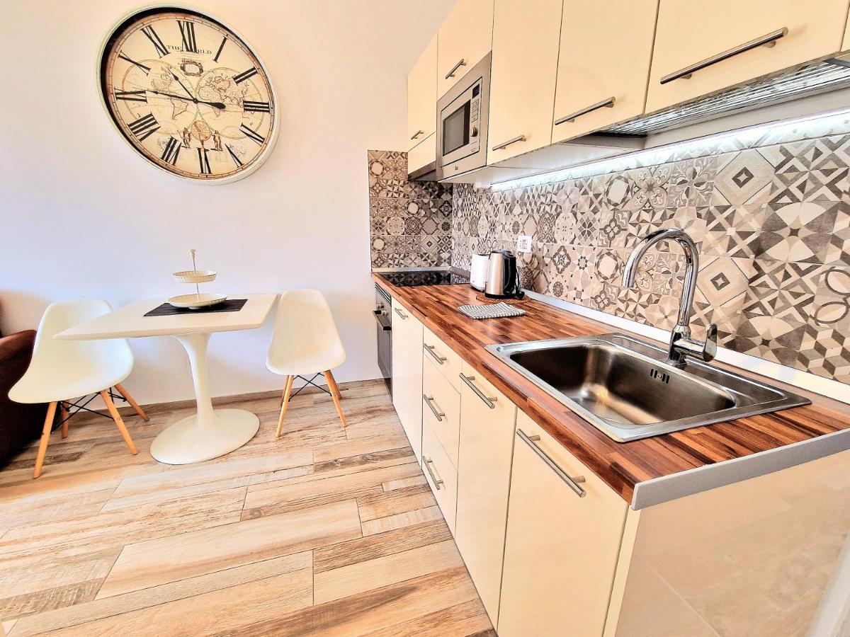 White House - Piro - Housity