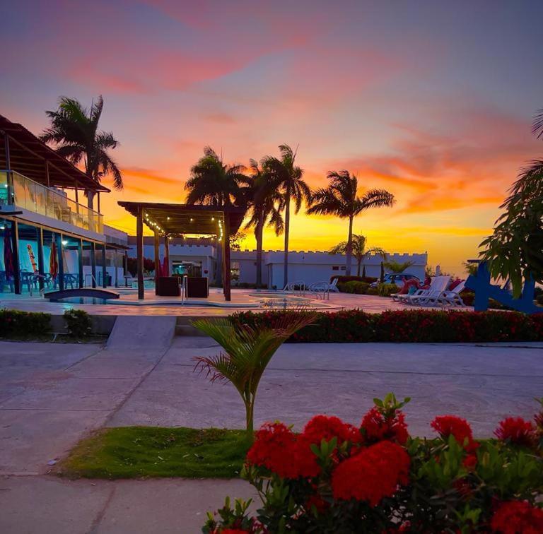 Hotel Castillo del Mar - Housity