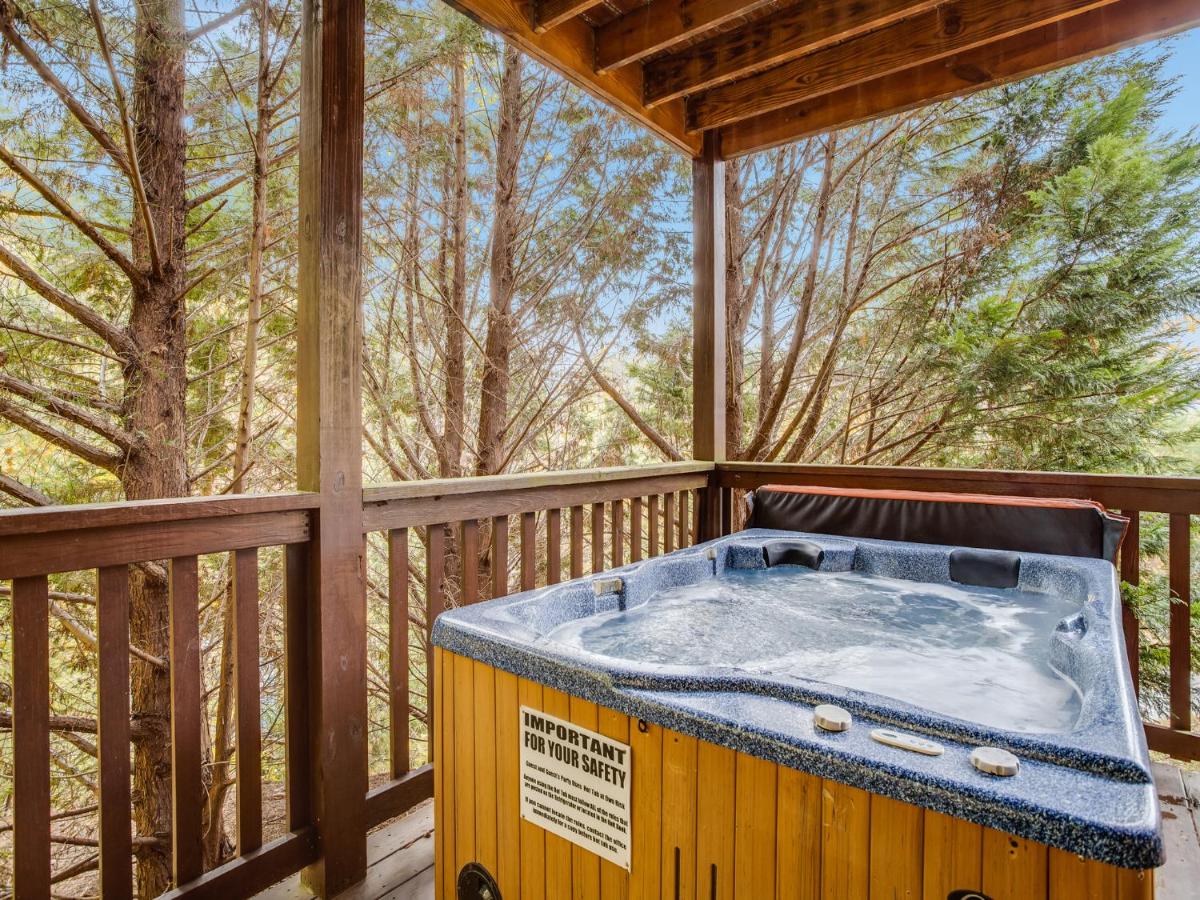 Saddle Ridge - Housity