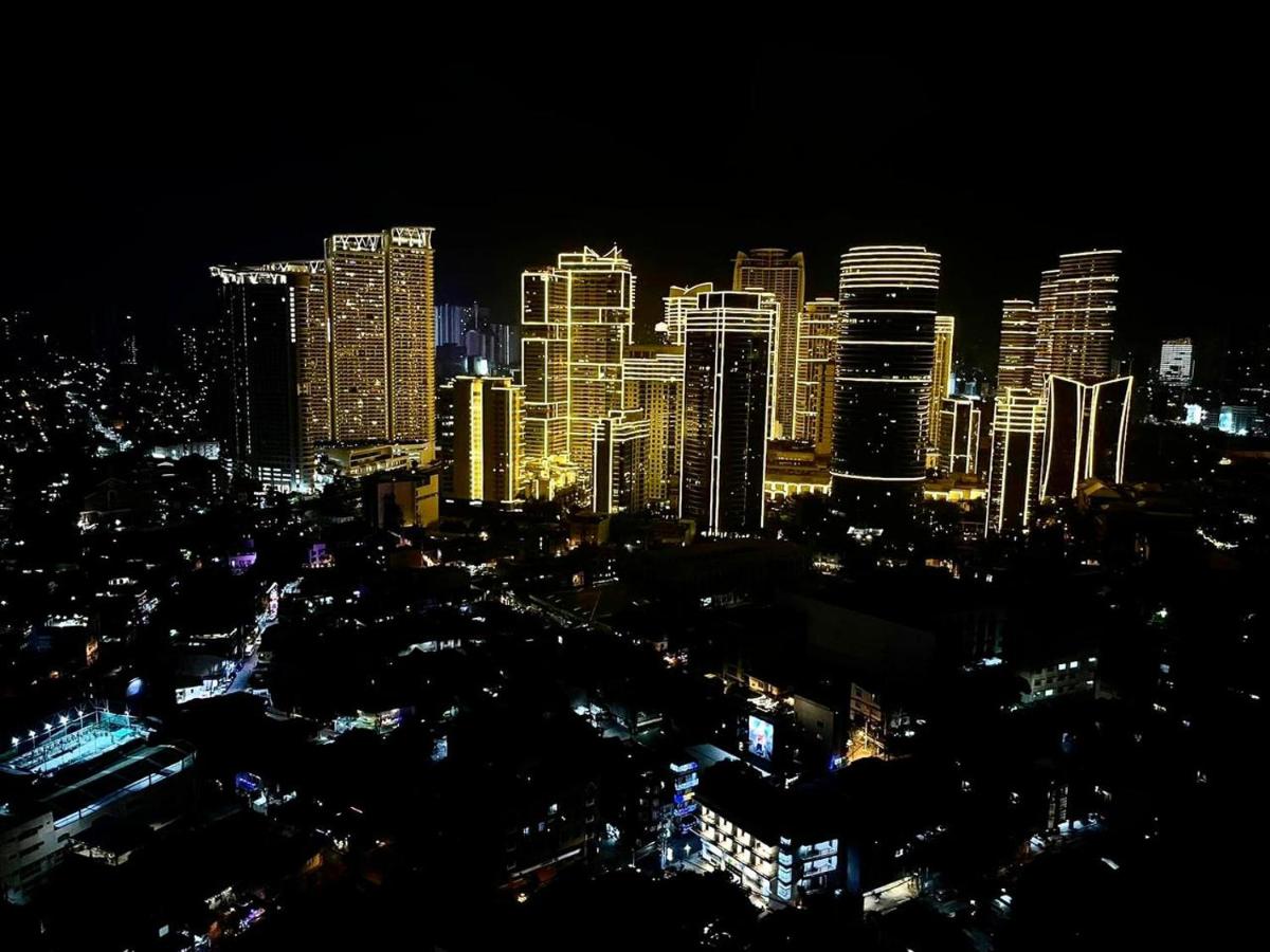 Suitetrails - MAKATI Prime Luxury