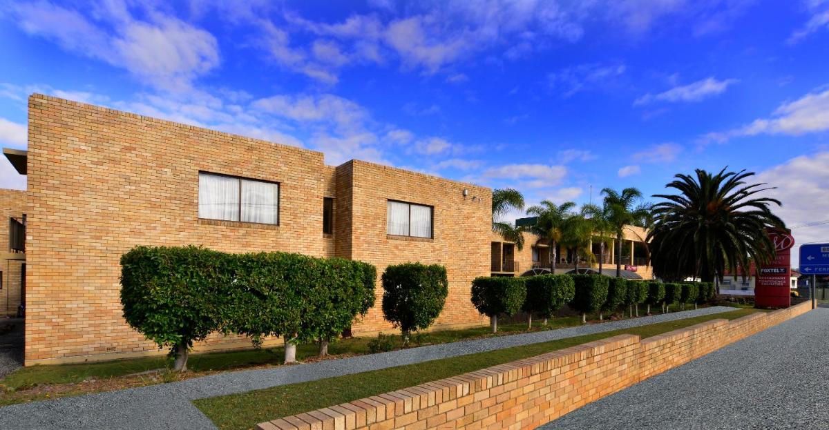 Ryde Inn - Housity