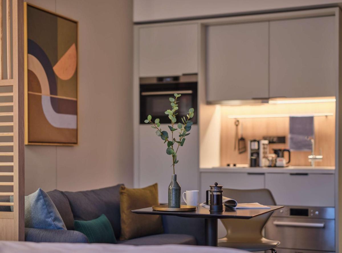 Adina Apartment Hotel Wiesbaden - Housity