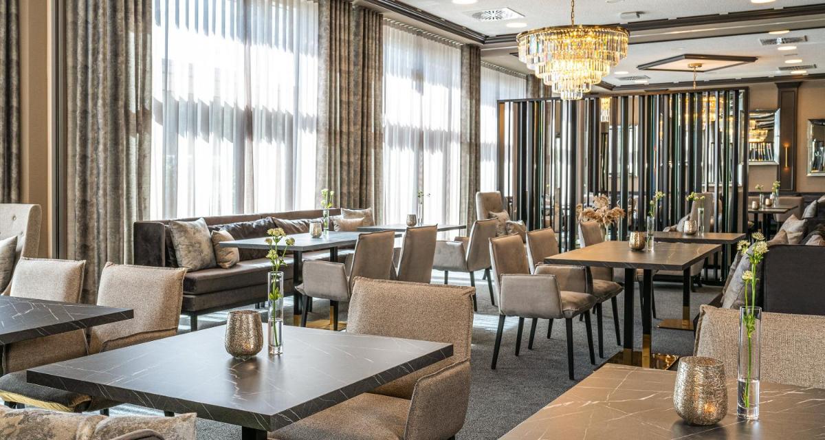 Victor's Residenz-Hotel Gummersbach - Housity