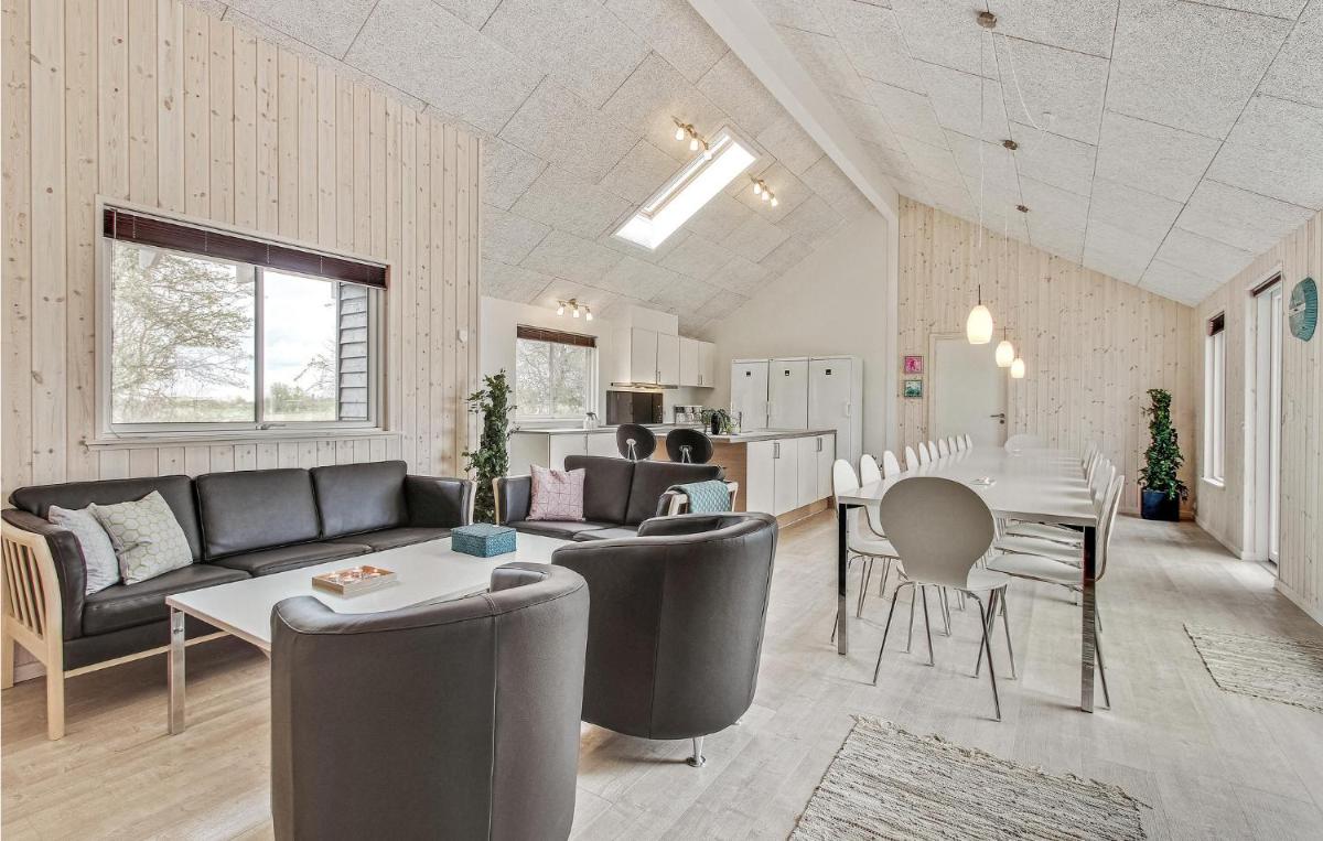 Gorgeous Home In Bogense With Sauna - Housity