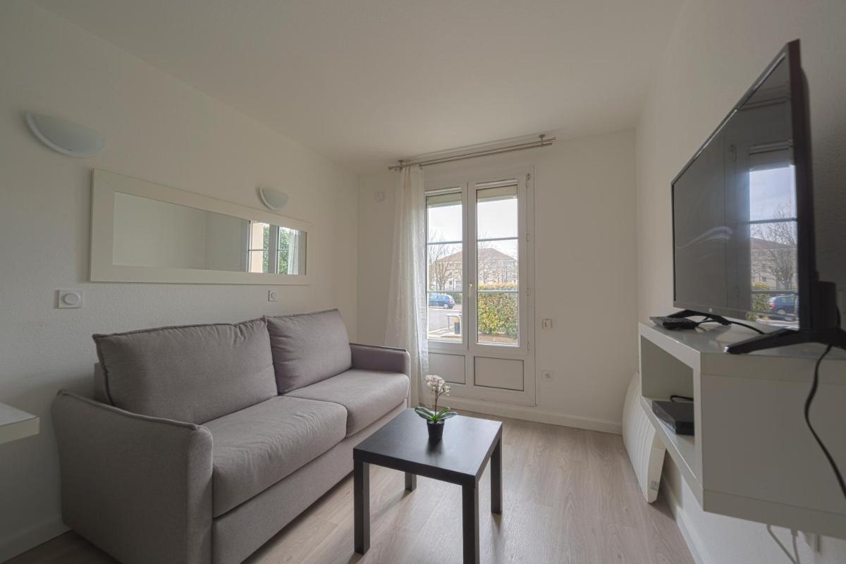Studio Cosy 2 min Gare - 10 min - Housity