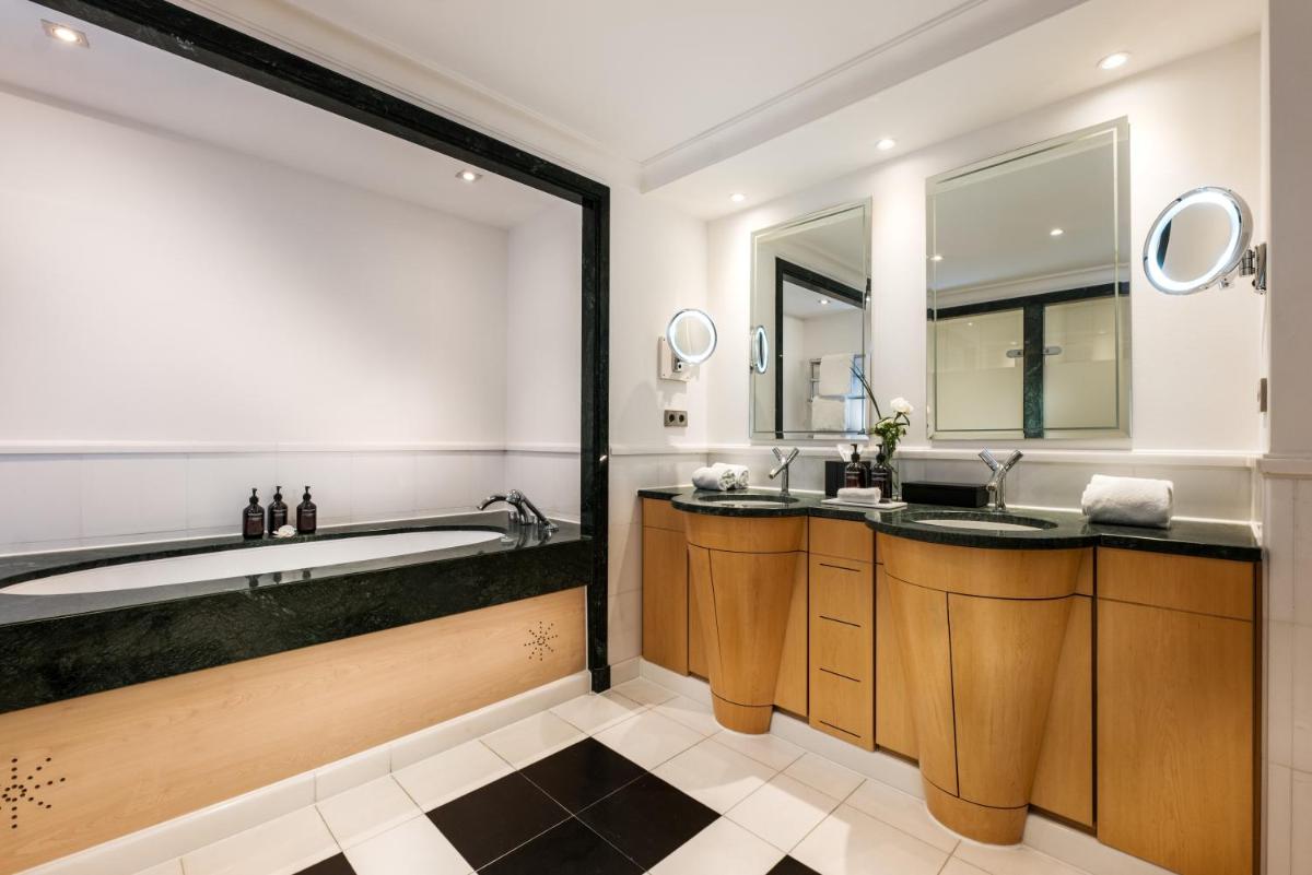 Küche/Küchenzeile in der Unterkunft Maison Messmer - ein Mitglied der Hommage Luxury Hotels Collection