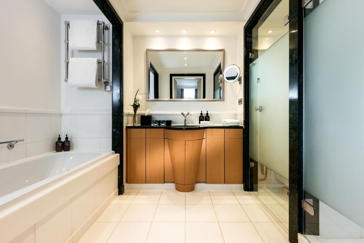 Ein Badezimmer in der Unterkunft Maison Messmer - ein Mitglied der Hommage Luxury Hotels Collection