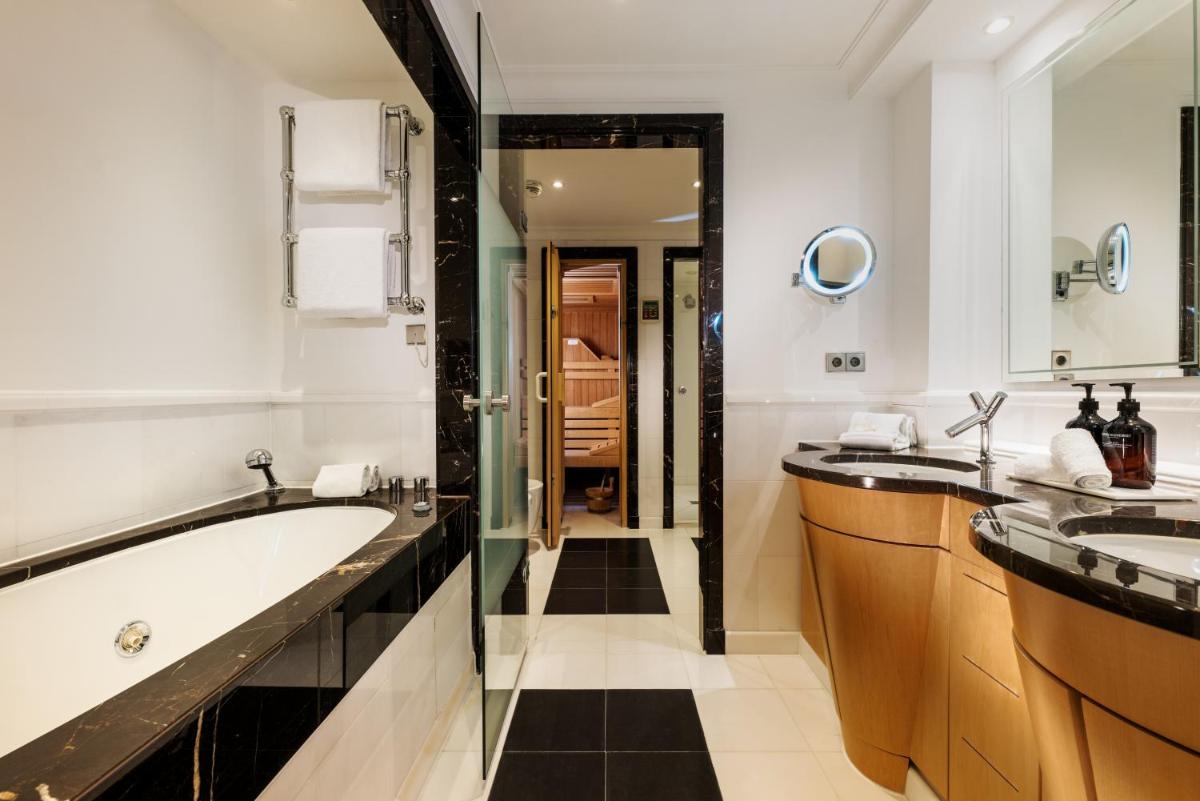 Ein Badezimmer in der Unterkunft Maison Messmer - ein Mitglied der Hommage Luxury Hotels Collection
