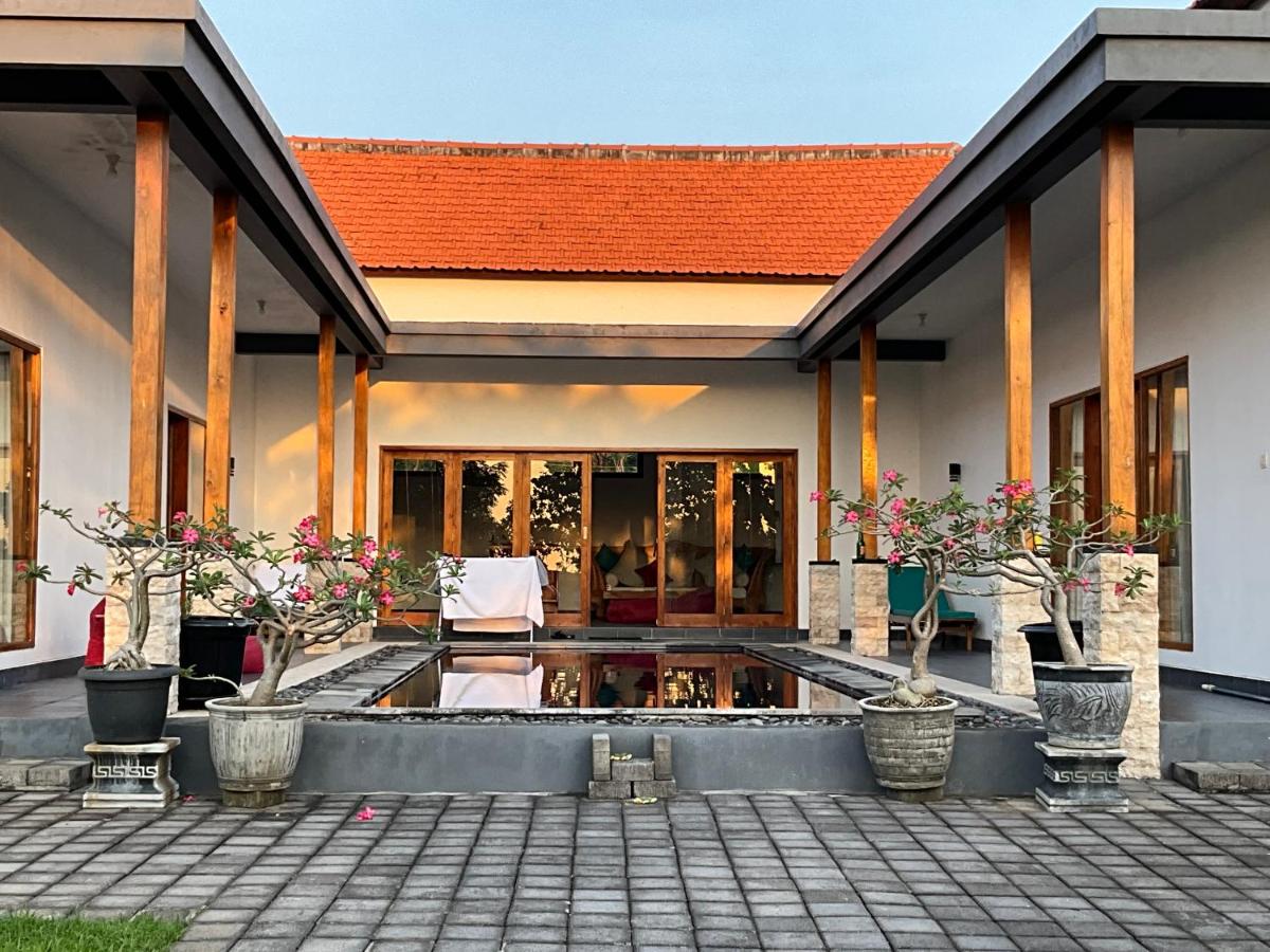 Villa Rosa east Bali - Housity