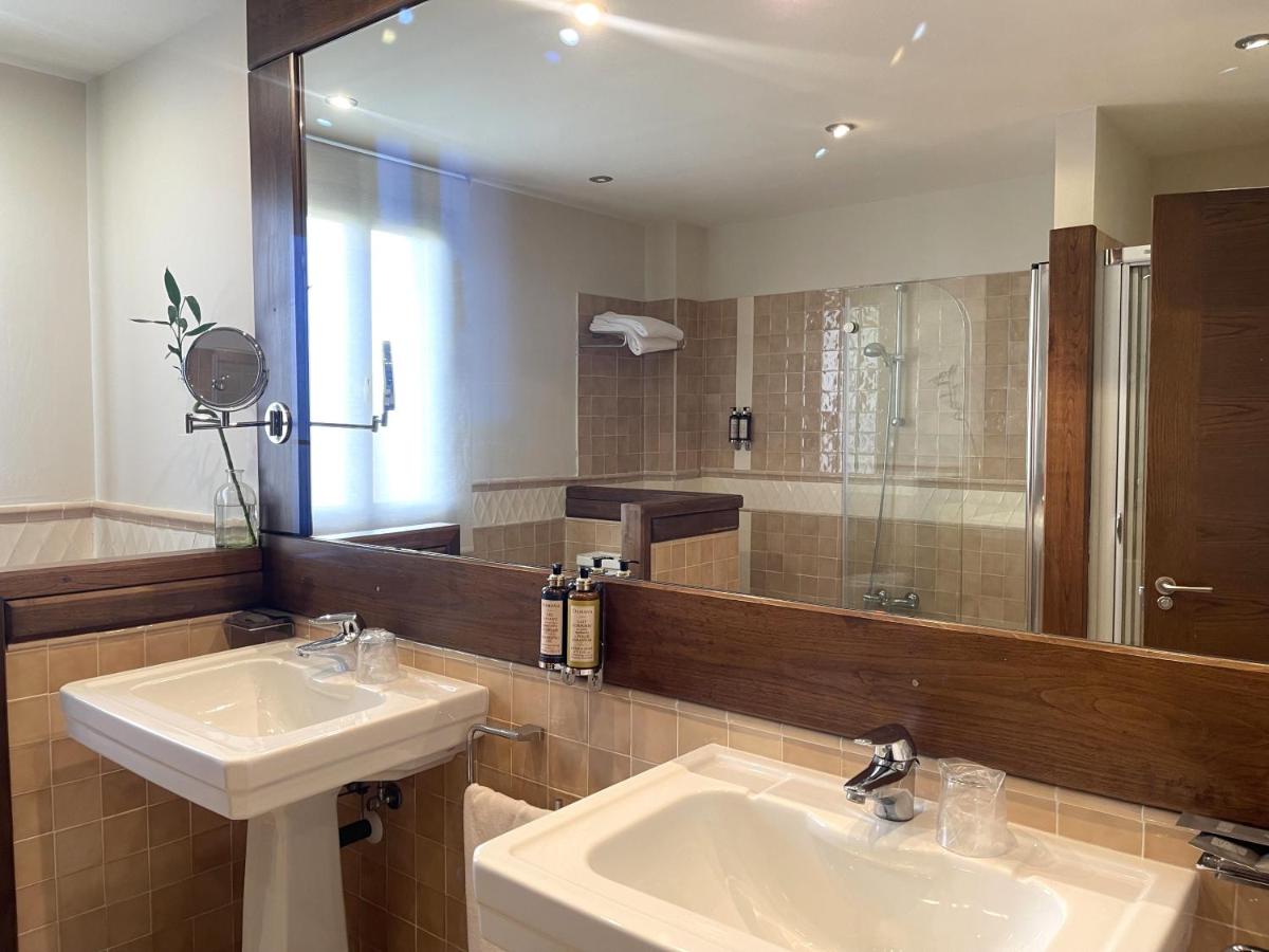 Un baño de Hosteria de Torazo Nature Hotel & Spa