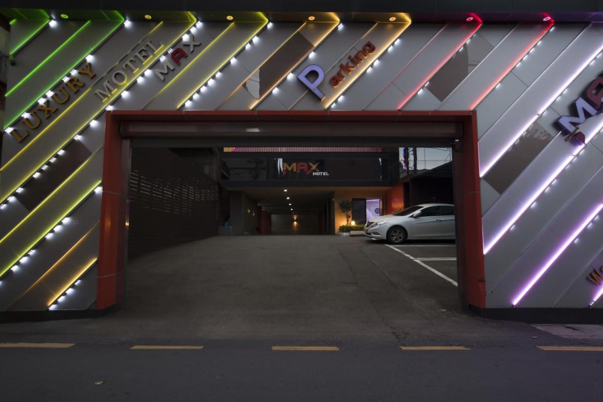 Max Motel - Sasang - Hizvo