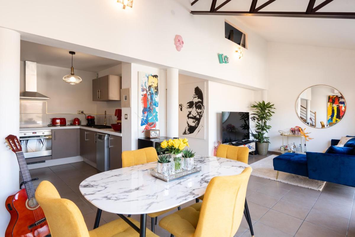 Suitetrails - L’Avant Scène - Loft de Luxe - Atelier d'artiste