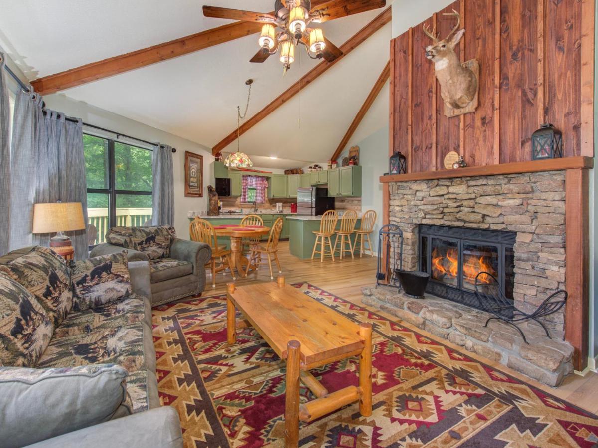 Mountain Memories - Housity