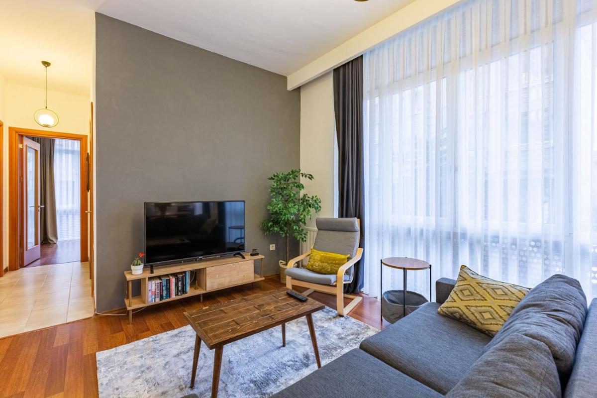 Lovely and Comfy Flat in Umraniye - Housity