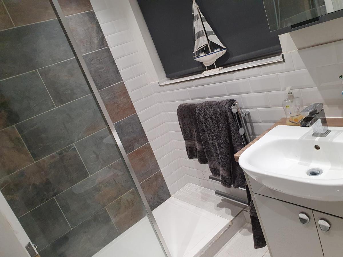 30 Heath Estate - Housity