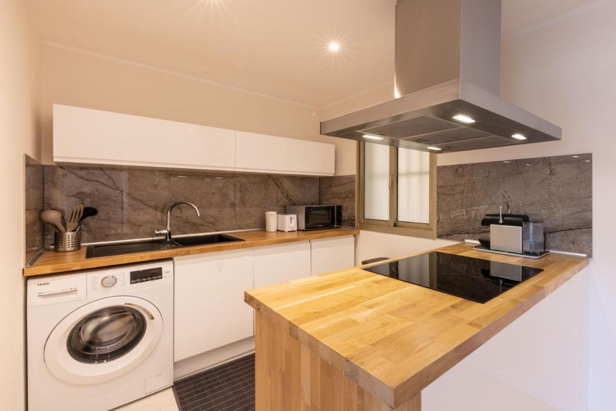 Lumineux, tout confort, Wifi & Terrace & Parking - Housity