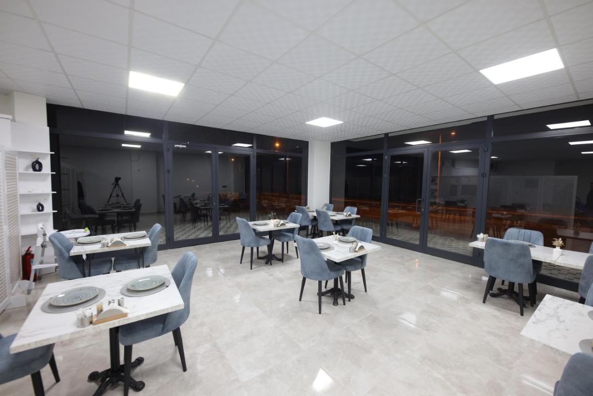 Whitehouse - Housity